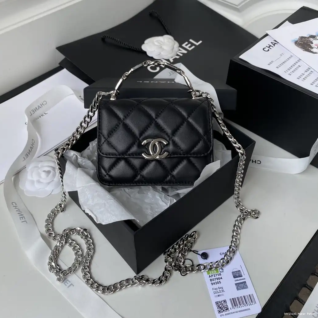 Hyper Peter CHANEL WITH CHAIN CHANELUTCH 0703
